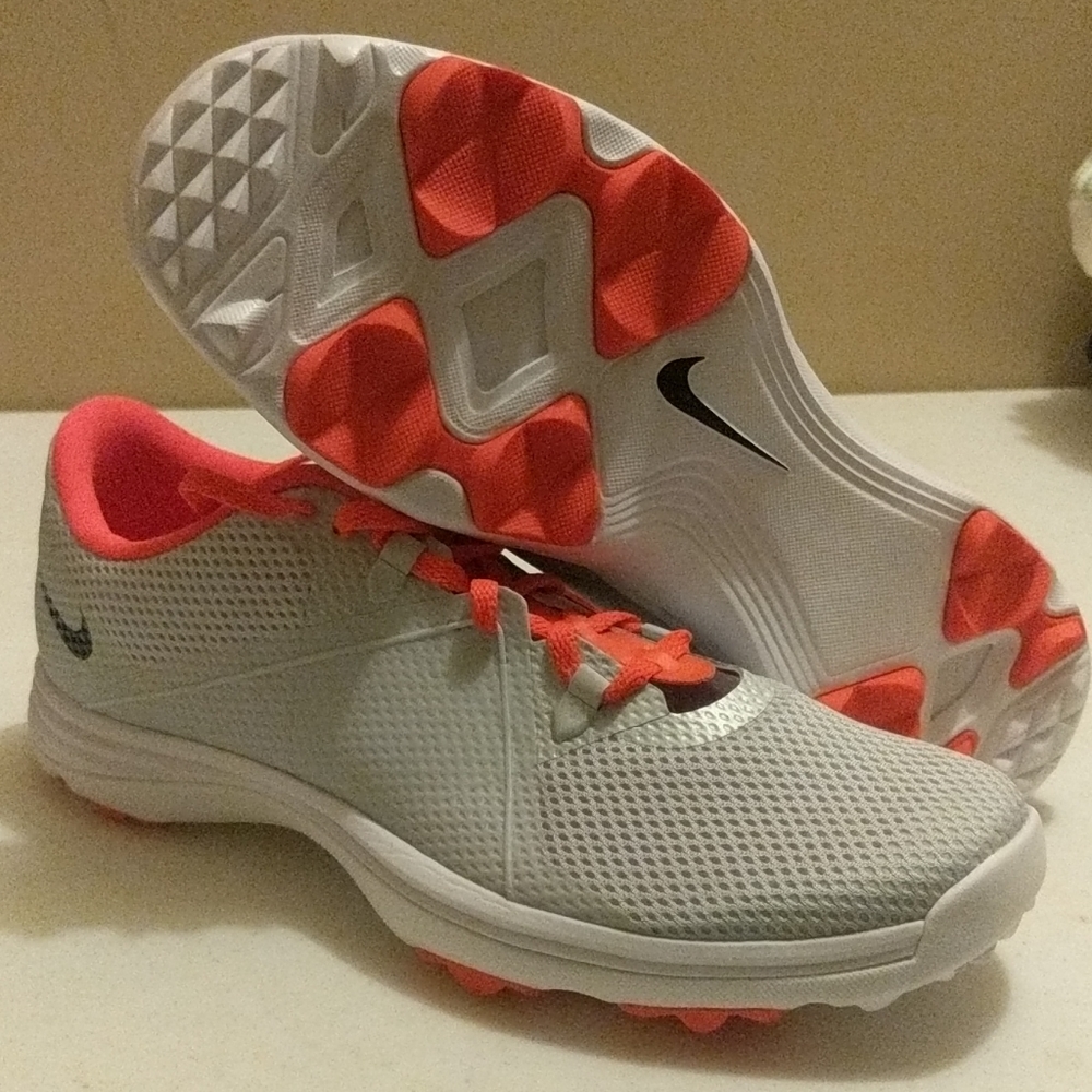 Ladies Turf Shoe